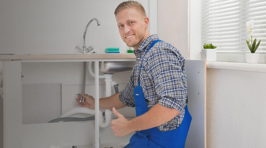 Expert burst pipe repair services in Elkton, OH